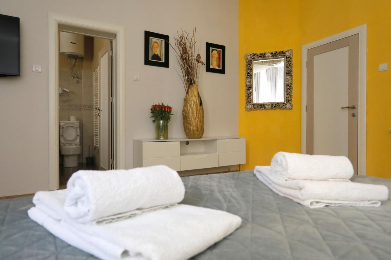 Bed & Breakfast Garden40 Belgrado Buitenkant foto