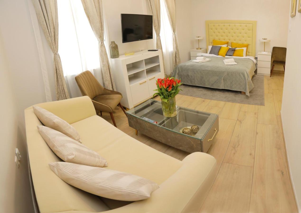 Bed & Breakfast Garden40 Belgrado Buitenkant foto